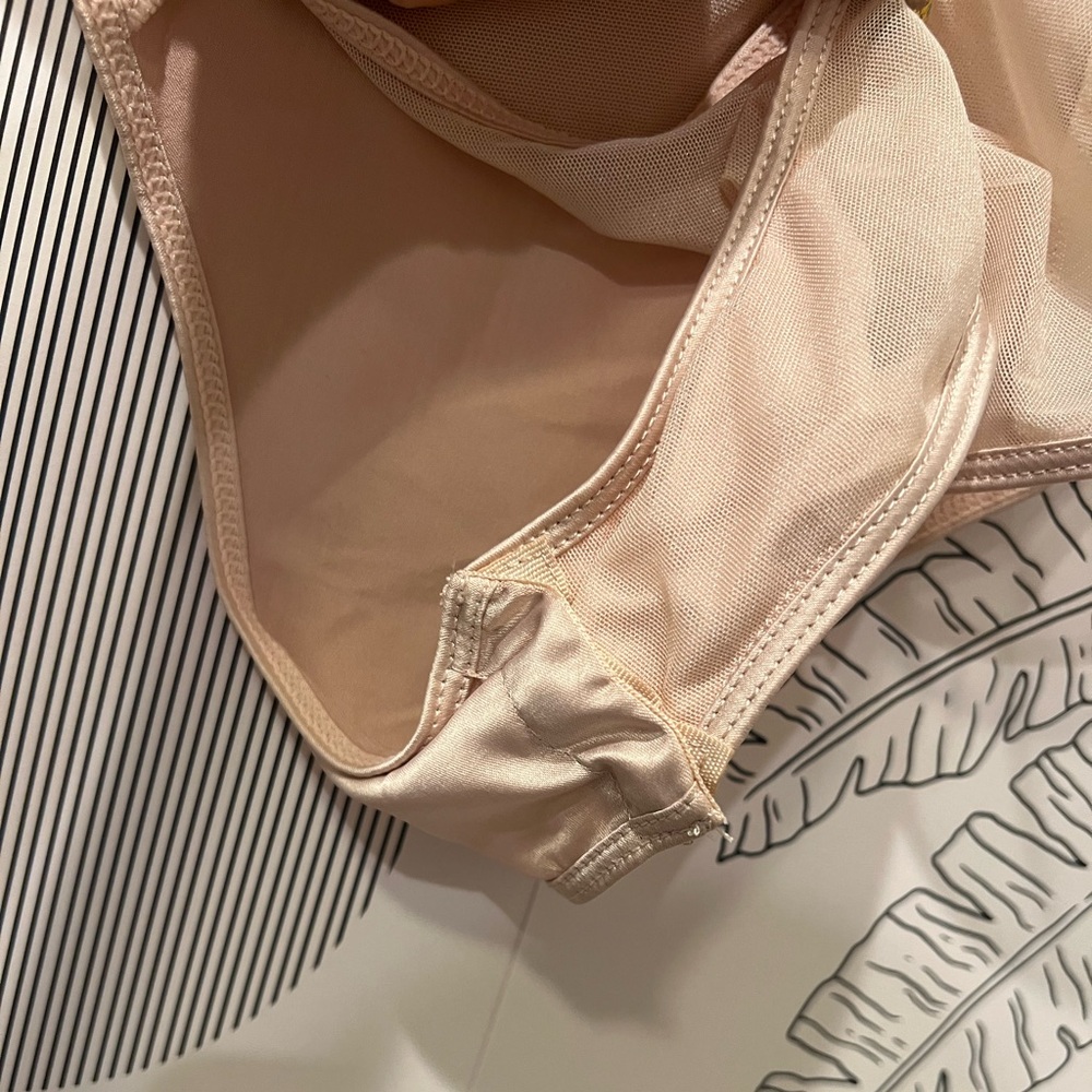 🩰Rhinestone Detail Teddy🩰 - Picture 8 of 14